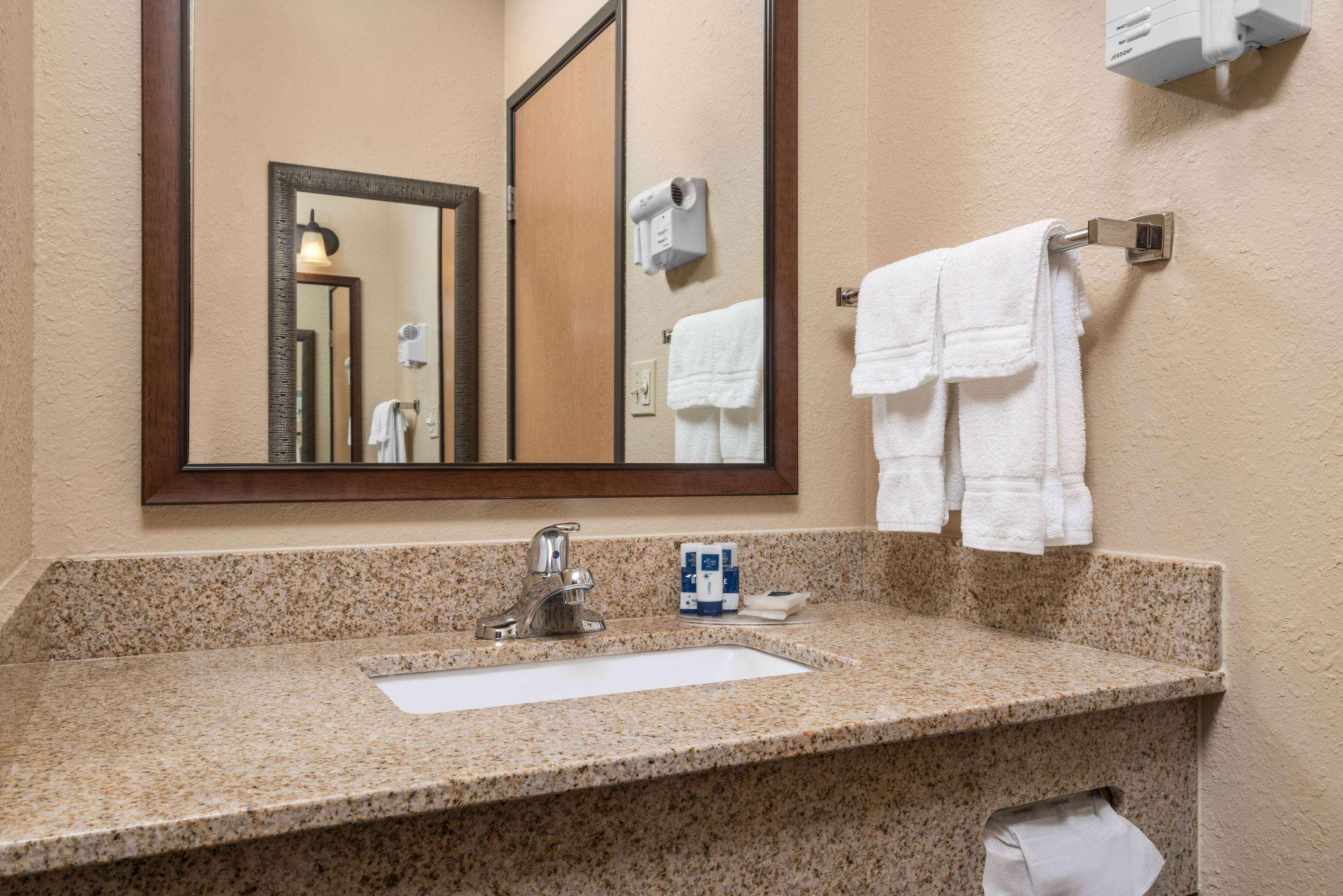 Americinn By Wyndham Detroit Lakes Dış mekan fotoğraf
